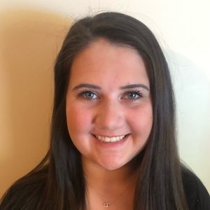 Meet your Posher, Caitlin